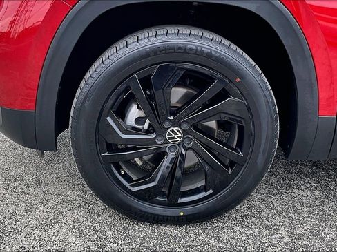 Used 2022 Volkswagen Atlas SE image 13