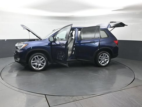 Certified 2024 Honda Passport EX-L image 48