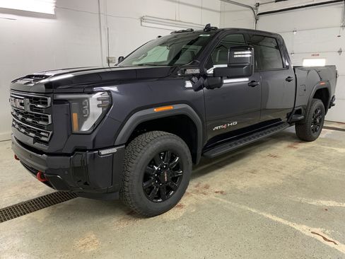 New 2025 GMC Sierra 2500 AT4 w/ AT4 Premium Plus Package image 3