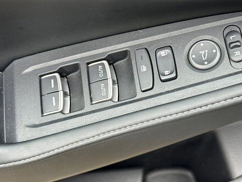 Certified 2023 Honda Accord Sport image 13