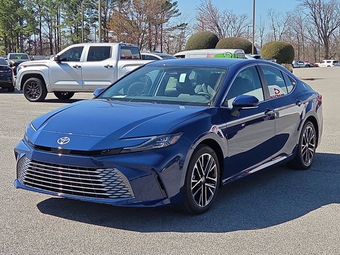 New 2026 Toyota Camry XLE image 2