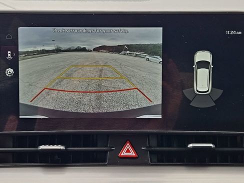 Used 2023 Kia Sportage EX image 7