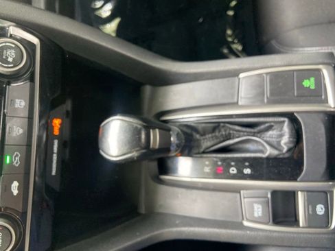 Used 2020 Honda Civic Sport image 23