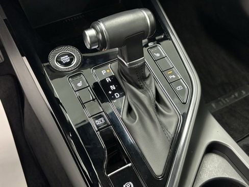 Used 2023 Kia Niro EX image 27