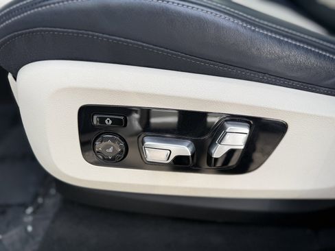 Used 2019 BMW X7 xDrive50i image 31