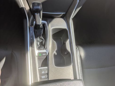 Used 2020 Honda Accord Sport image 23