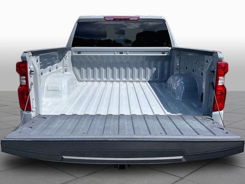 Used 2024 Chevrolet Silverado 1500 LT AWD/4WD image 34