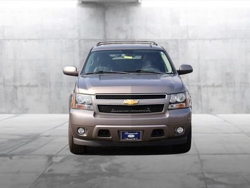 Used 2012 Chevrolet Tahoe LT w/ Luxury Package AWD/4WD image 4