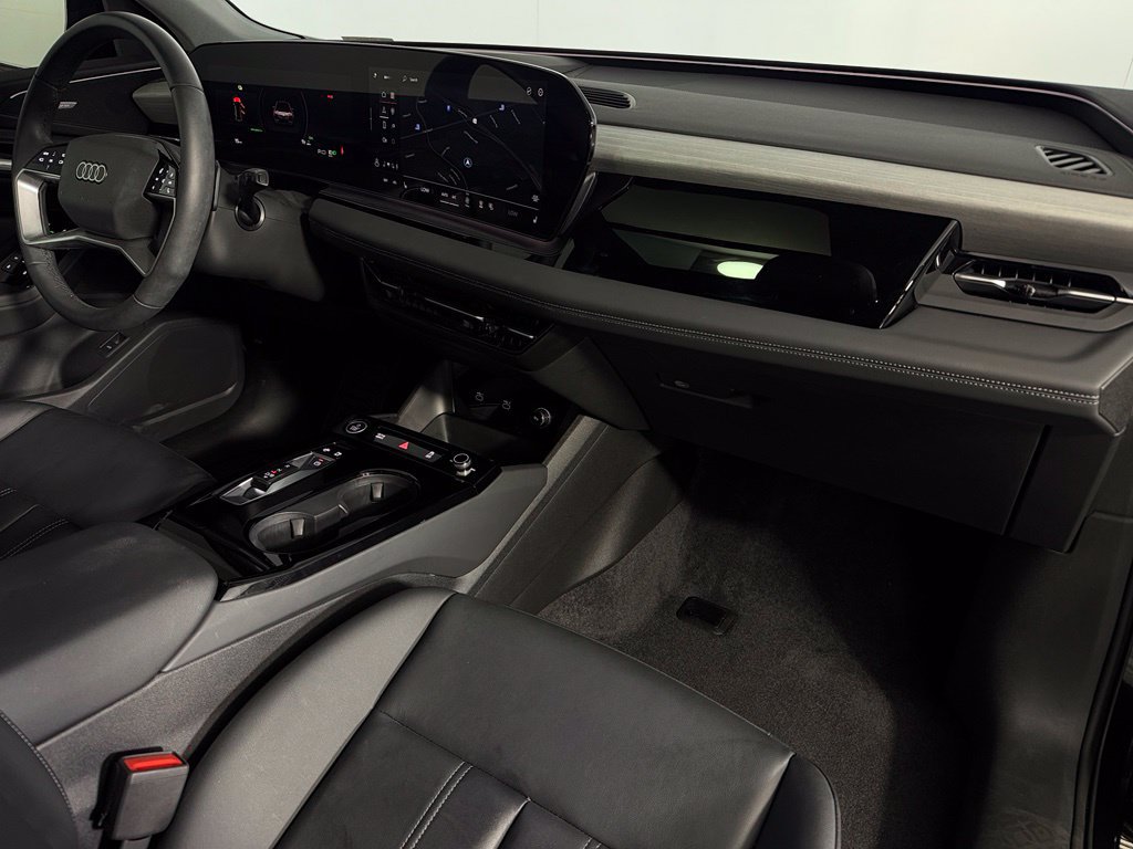 Used 2025 Audi Q6 e-tron Premium Plus w/ Premium Plus RWD image 15