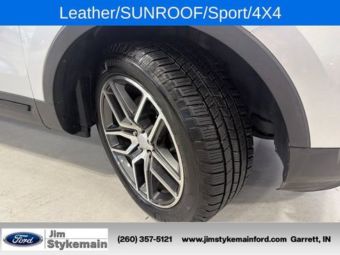 Used 2016 Ford Explorer Sport w/ Equipment Group 401A AWD/4WD image 12
