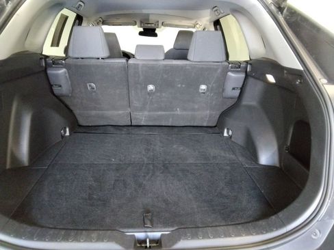Used 2024 Toyota RAV4 LE image 10
