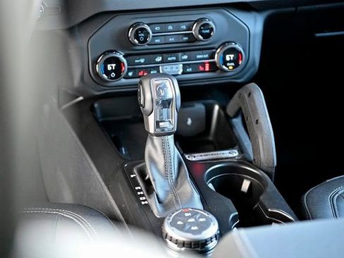 New 2025 Ford Bronco Badlands AWD/4WD image 30