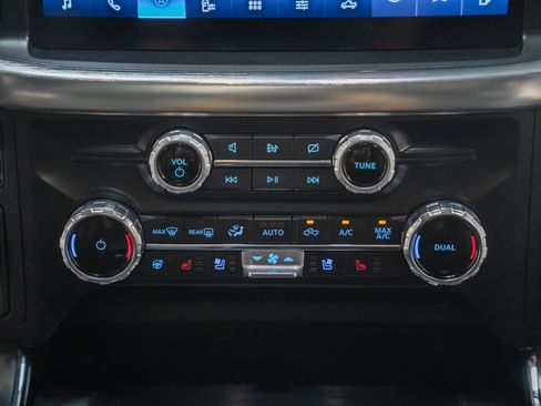 Certified 2023 Ford F150 Lariat w/ Equipment Group 502A High image 25