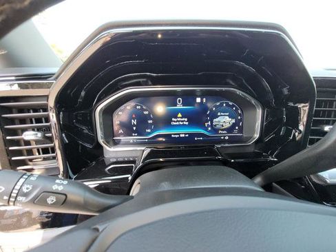 Used 2022 Chevrolet Silverado 1500 RST AWD/4WD image 11