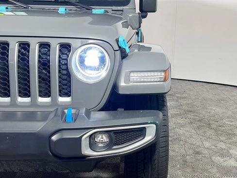 Used 2023 Jeep Wrangler Unlimited Sahara w/ Cold Weather Group image 12