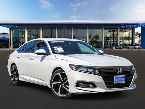 Used 2019 Honda Accord Sport image 1
