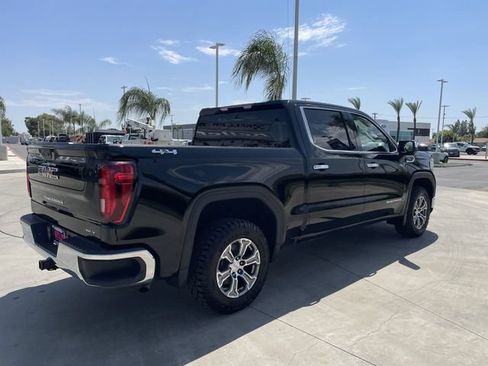 Used 2024 GMC Sierra 1500 SLT AWD/4WD image 8