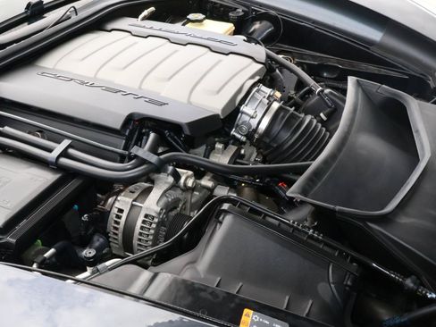 Used 2014 Chevrolet Corvette Stingray Coupe RWD image 18