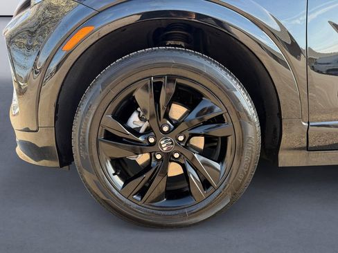 Used 2024 Buick Encore GX Sport Touring image 9