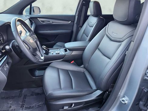 Used 2024 Cadillac XT6 Luxury w/ LPO, Floor Liner Package image 11