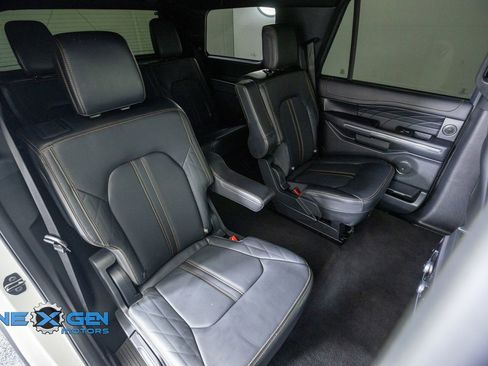 Used 2023 Ford Expedition Platinum AWD/4WD image 40