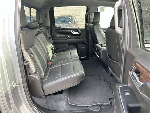 Used 2024 GMC Sierra 1500 SLT w/ SLT Premium Plus Package image 26
