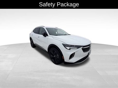 Certified 2022 Buick Envision Essence w/ Sport Touring Package image 5