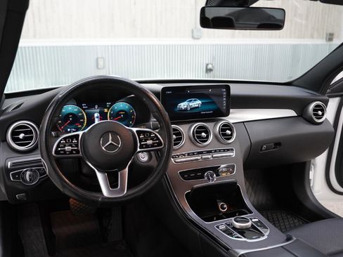 Used 2020 Mercedes-Benz C 300 Sedan image 11