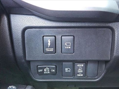 Used 2023 Toyota Tacoma TRD Pro AWD/4WD image 18