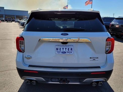 Used 2024 Ford Explorer King Ranch w/ Technology Package image 9