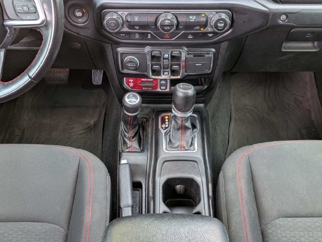 Used 2022 Jeep Gladiator Rubicon w/ Trailer Tow Package AWD/4WD image 21