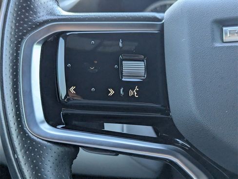 Used 2022 Land Rover Range Rover Evoque R-Dynamic S image 19