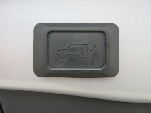 Used 2022 Toyota RAV4 Limited w/ Limited Grade Weather Package image 57