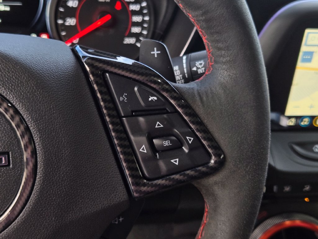 Used 2019 Chevrolet Camaro ZL1 RWD image 27