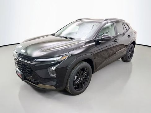 New 2026 Chevrolet Trax ACTIV w/ Driver Confidence Package FWD image 3