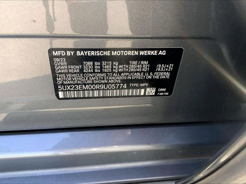 Used 2024 BMW X7 xDrive40i image 33