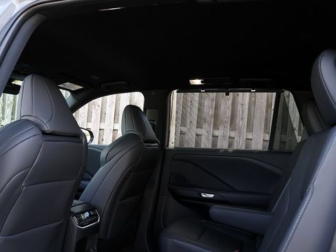 New 2026 Lexus TX 500h AWD image 16