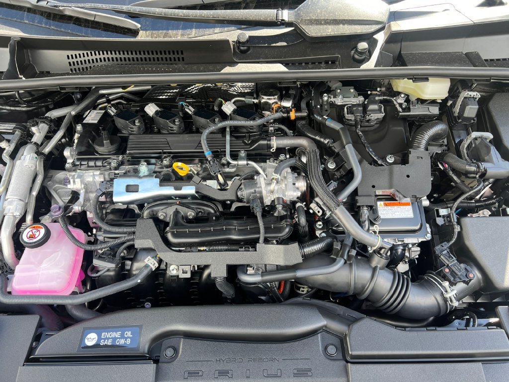 New 2027 Toyota Prius Plug-In Hybrid FWD image 21