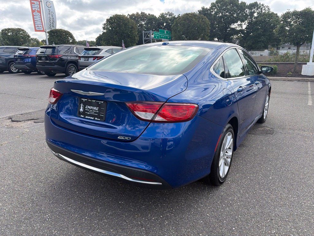 Used 2015 Chrysler 200 Limited w/ Convenience Group FWD image 9