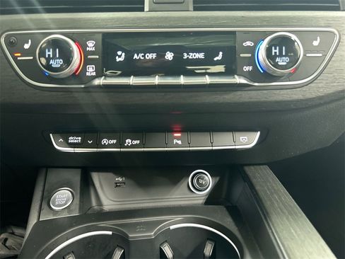 Used 2019 Audi A4 2.0T Premium Plus w/ Premium Plus Package image 17