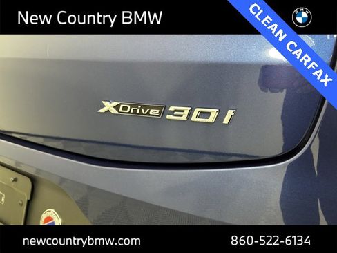 Used 2025 BMW X4 xDrive30i w/ Premium Package image 11