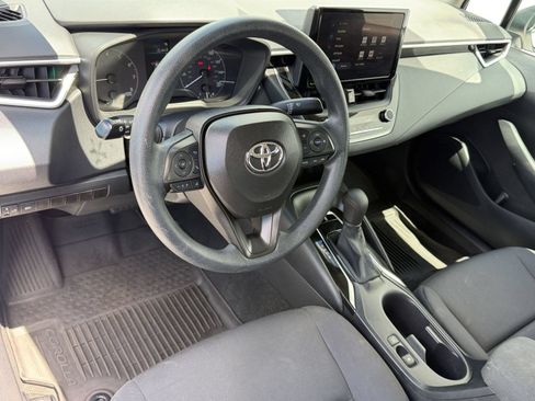 Used 2023 Toyota Corolla LE FWD image 4
