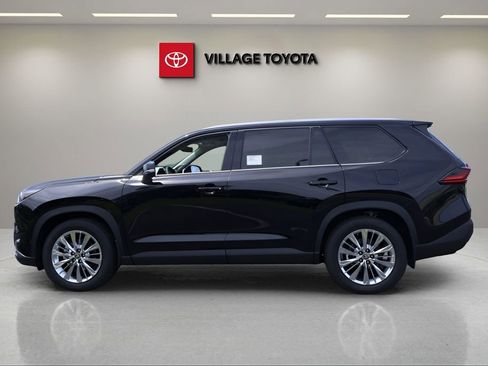 New 2026 Toyota Grand Highlander AWD image 2