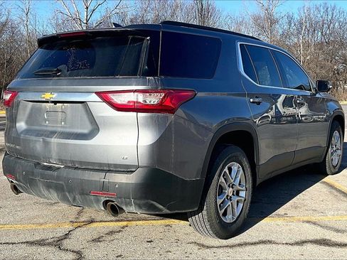 Used 2020 Chevrolet Traverse LT image 6