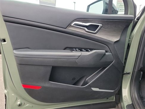Used 2023 Kia Sportage X-Line w/ X-Line Premium Package image 21