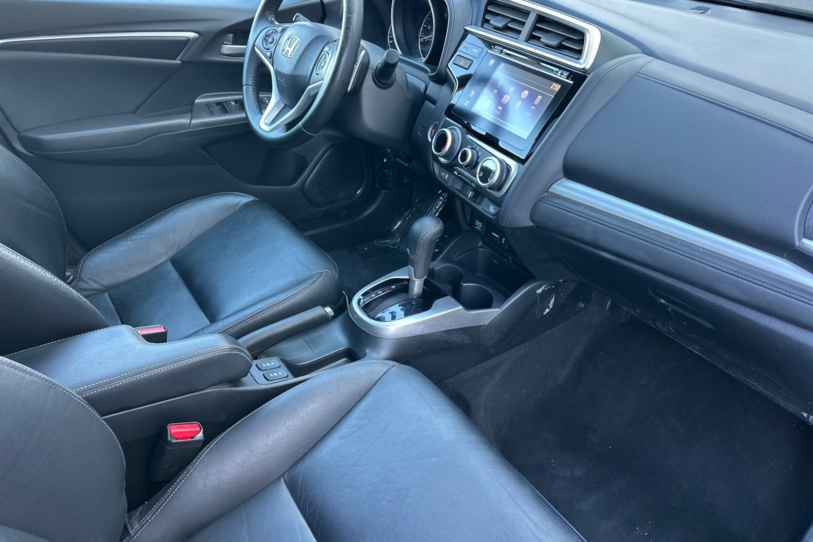 Used 2015 Honda Fit EX image 16
