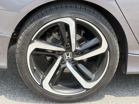 Used 2020 Honda Accord Sport image 14