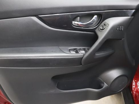 Used 2019 Nissan Rogue SL w/ Premium Package AWD/4WD image 15