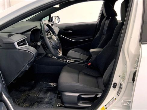 Used 2021 Toyota Corolla SE image 18