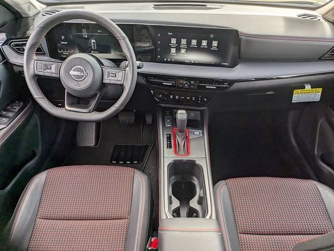 New 2026 Nissan Kicks SR w/ SR Premium Package AWD/4WD image 19